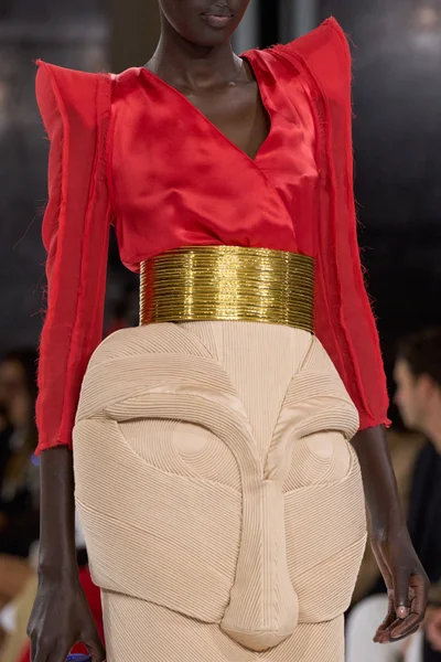 Look 168